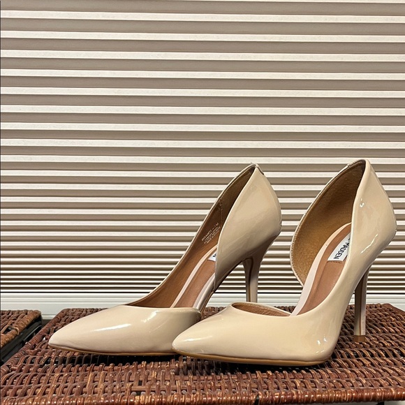 Steve Madden Nude Patent Heels - Picture 2 of 6